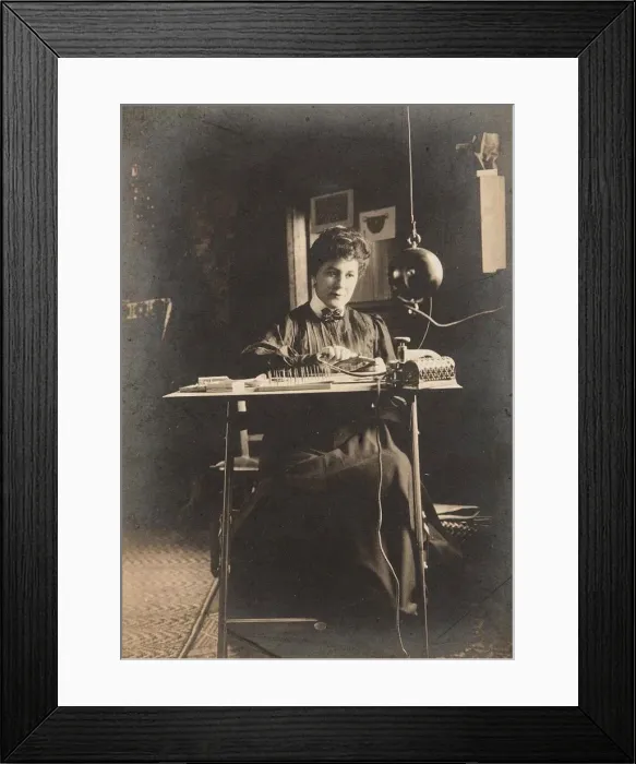 Framed Print : Portrait of the Princess Maria Tenisheva (1858-1928), c. 1910 Framed Print : Portrait of the Princess Maria Tenisheva (1858-1928), c. 1910