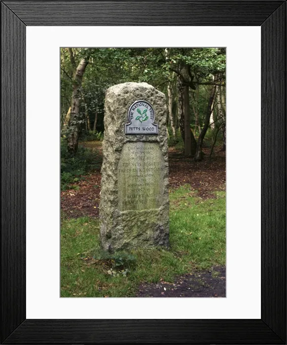 Framed Print : Edlmann memorial, Petts Wood, Kent, 2005 Framed Print : Edlmann memorial, Petts Wood, Kent, 2005
