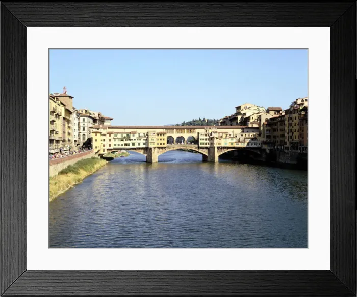 Framed Print : Ponte Vecchio, Florence, Italy Framed Print : Ponte Vecchio, Florence, Italy
