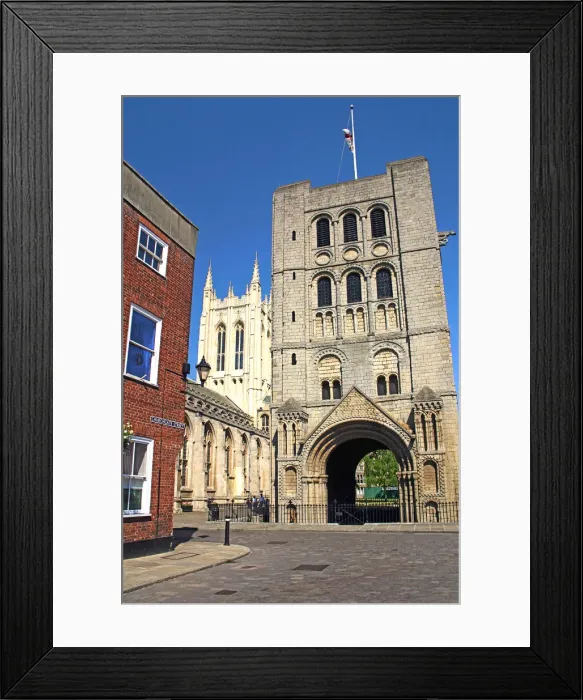 Framed Print : Norman Tower and Gatehouse, Bury St Edmunds, England Framed Print : Norman Tower and Gatehouse, Bury St Edmunds, England