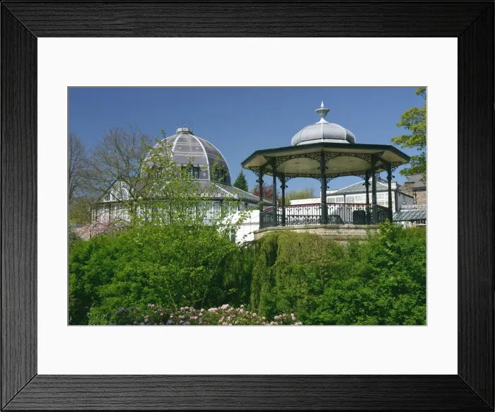 Framed Print : Bandstand, Buxton, Derbyshire Framed Print : Bandstand, Buxton, Derbyshire
