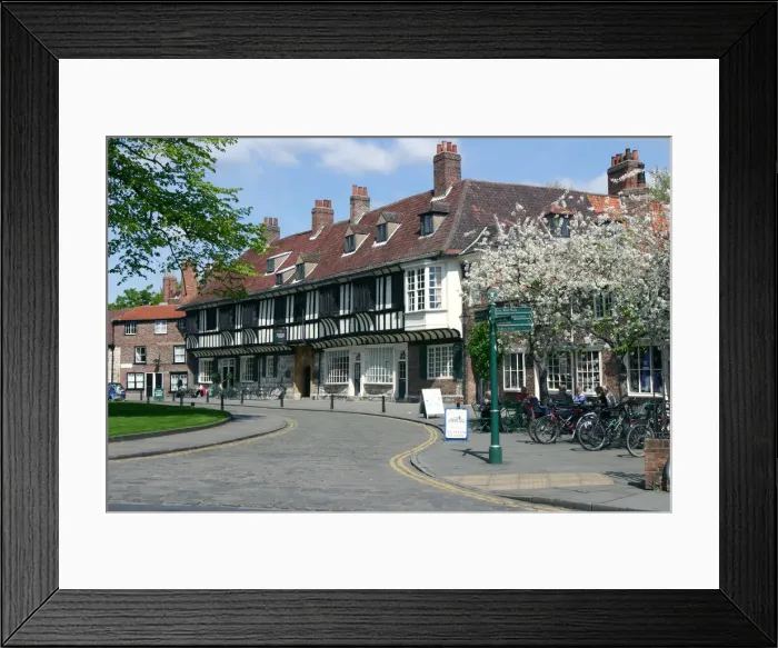 Framed Print : College Street, York, North Yorkshire Framed Print : College Street, York, North Yorkshire