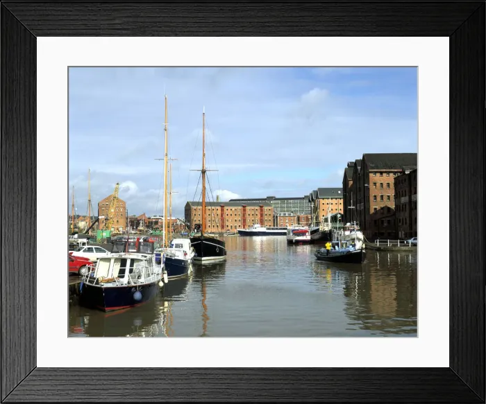Framed Print : Gloucester docks, Gloucestershire Framed Print : Gloucester docks, Gloucestershire