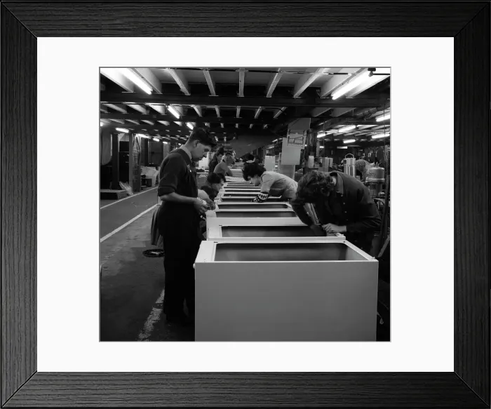 Framed Print : Fridge assembly line at the General Electric Company, Swinton, South Yorkshire, 1964 Framed Print : Fridge assembly line at the General Electric Company, Swinton, South Yorkshire, 1964