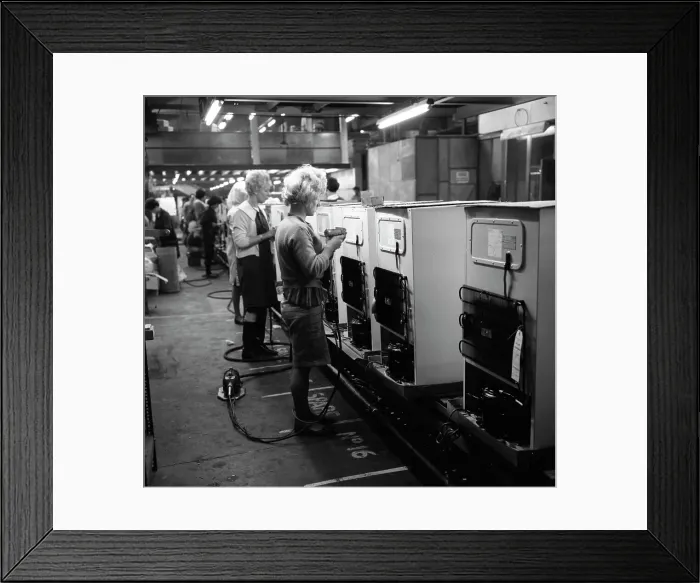 Framed Print : Fridge assembly line at the General Electric Company, Swinton, South Yorkshire, 1964 Framed Print : Fridge assembly line at the General Electric Company, Swinton, South Yorkshire, 1964