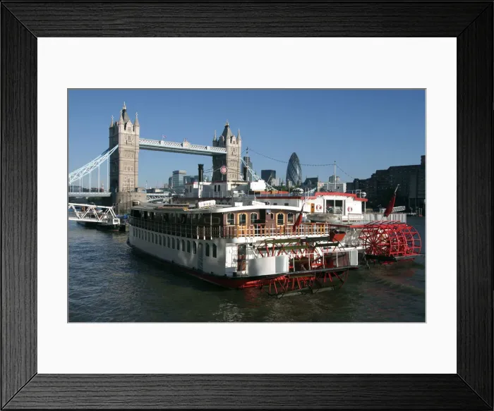 Framed Print : Tower Bridge, London Framed Print : Tower Bridge, London