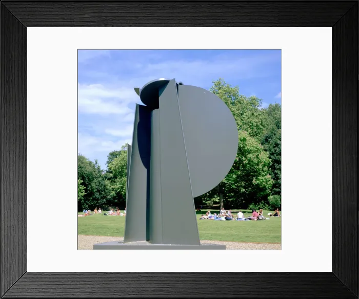 Framed Print : Sculpture, Holland Park, London Framed Print : Sculpture, Holland Park, London