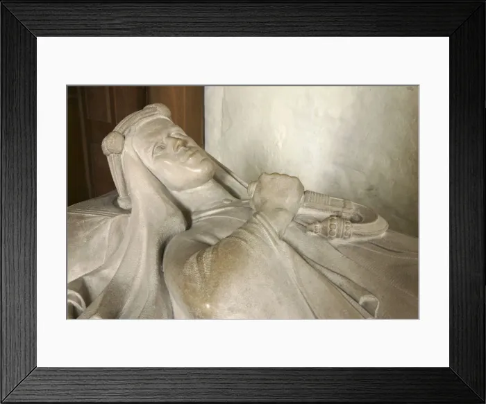 Framed Print : Lawrence of Arabia effigy, St Martins Church, Wareham, Dorset Framed Print : Lawrence of Arabia effigy, St Martins Church, Wareham, Dorset