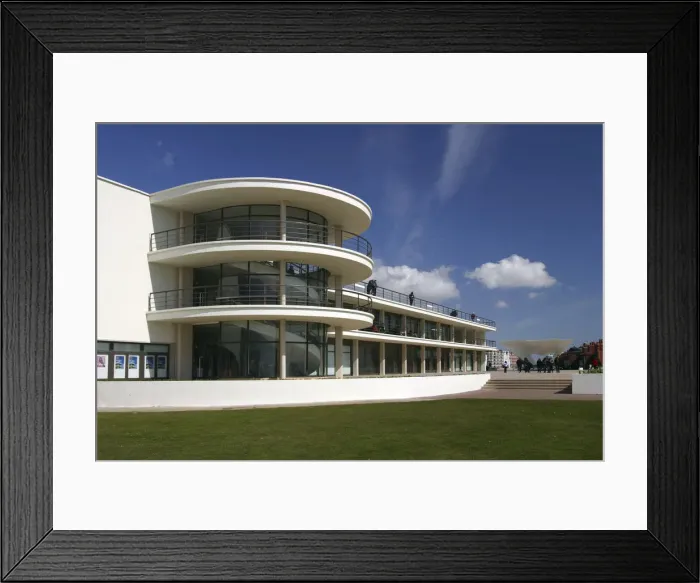 Framed Print : De La Warr Pavilion, Bexhill on Sea, East Sussex Framed Print : De La Warr Pavilion, Bexhill on Sea, East Sussex
