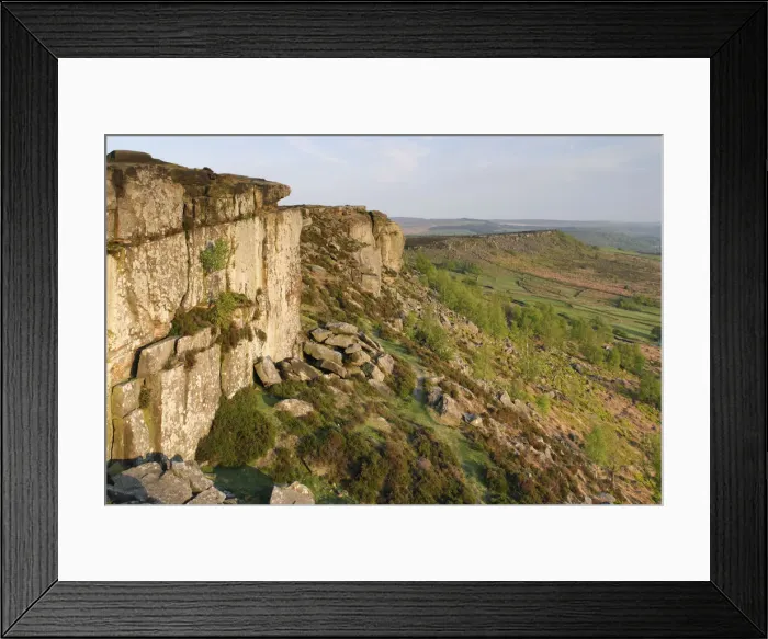 Framed Print : Curbar Edge, Derbyshire Framed Print : Curbar Edge, Derbyshire