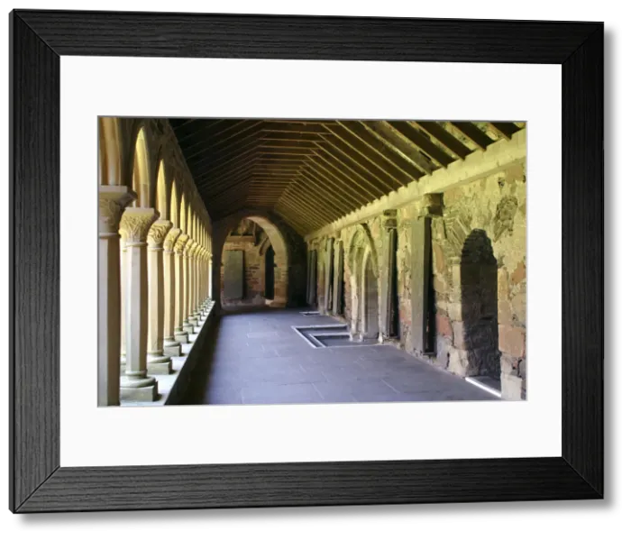 Framed Print : Cloisters of Iona Abbey, Argyll and Bute, Scotland Framed Print : Cloisters of Iona Abbey, Argyll and Bute, Scotland