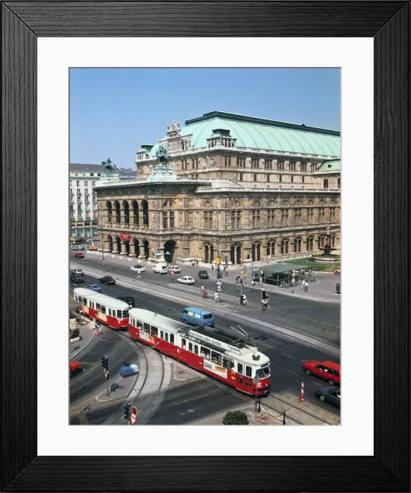Framed Print : The Opera House, Vienna, Austria Framed Print : The Opera House, Vienna, Austria