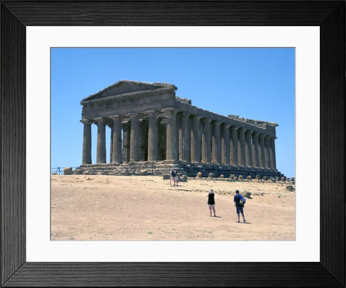 Framed Print : Temple of Concord, Agrigento, Sicily, Italy Framed Print : Temple of Concord, Agrigento, Sicily, Italy