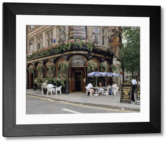 Framed Print : Bloomsbury Pub, London, United Kingdom Framed Print : Bloomsbury Pub, London, United Kingdom