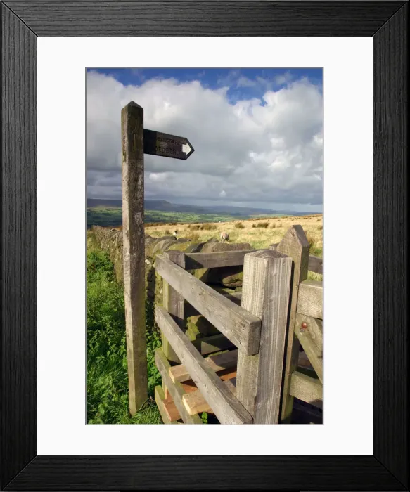 Framed Print : Public footpath sign and kissing gate, Longridge Fell, Lancashire Framed Print : Public footpath sign and kissing gate, Longridge Fell, Lancashire