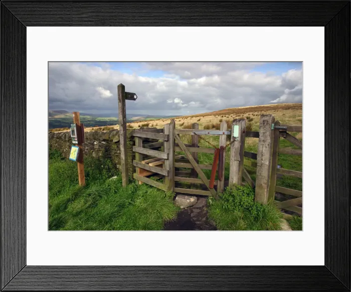 Framed Print : Public footpath sign and kissing gate, Longridge Fell, Lancashire Framed Print : Public footpath sign and kissing gate, Longridge Fell, Lancashire