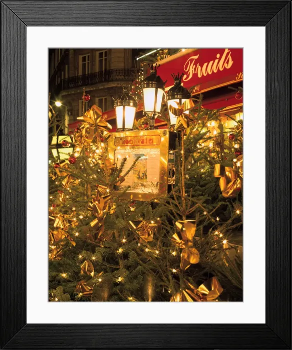 Framed Print : Rue du Louvre at night, Paris, France Framed Print : Rue du Louvre at night, Paris, France