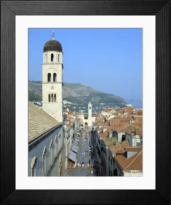 Framed Print : Stradun, Dubrovniks main street, Croatia Framed Print : Stradun, Dubrovniks main street, Croatia