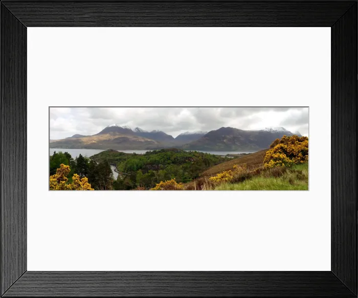 Framed Print : Loch Torridon and the Torridon Hills, Highland, Scotland Framed Print : Loch Torridon and the Torridon Hills, Highland, Scotland