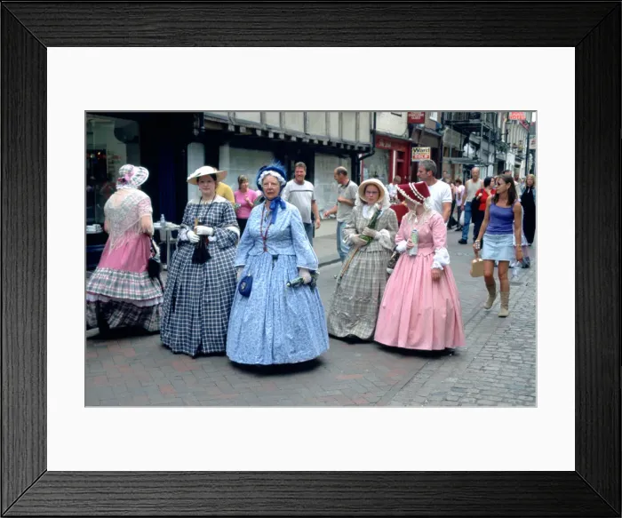 Framed Print : Dickens Festival, Rochester, Kent Framed Print : Dickens Festival, Rochester, Kent