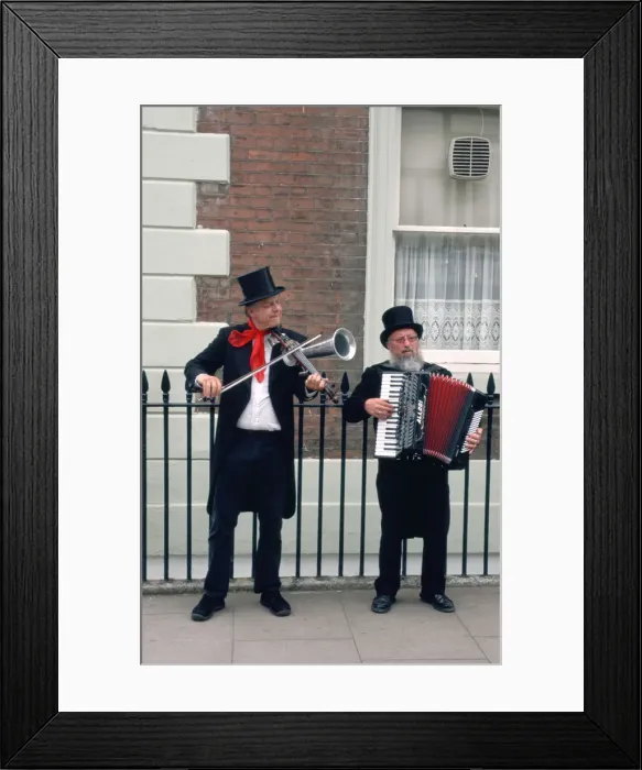 Framed Print : Musicians, Dickens Festival, Rochester, Kent Framed Print : Musicians, Dickens Festival, Rochester, Kent