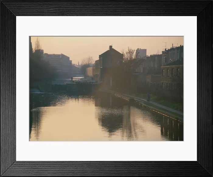 Framed Print : Regents Canal, London Framed Print : Regents Canal, London