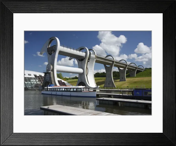 Framed Print : Falkirk Wheel, Stirlingshire, Scotland, 2009 Framed Print : Falkirk Wheel, Stirlingshire, Scotland, 2009