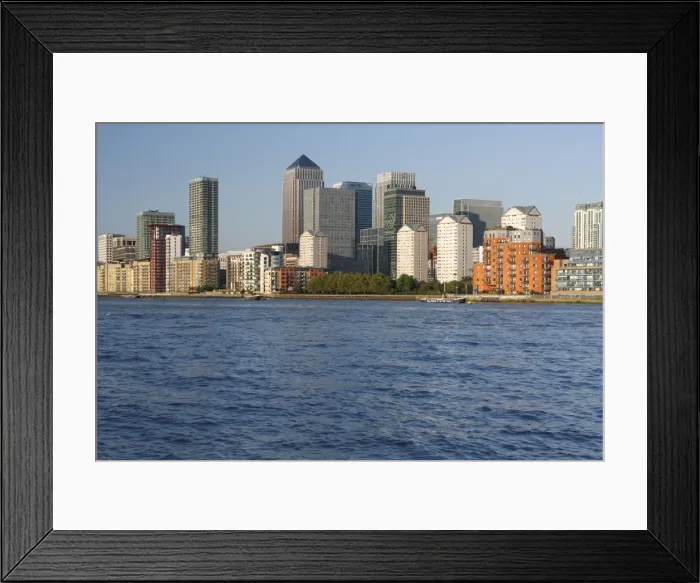 Framed Print : Canary Wharf, London, 2009 Framed Print : Canary Wharf, London, 2009