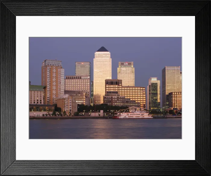 Framed Print : Canary Wharf, London, 2009 Framed Print : Canary Wharf, London, 2009