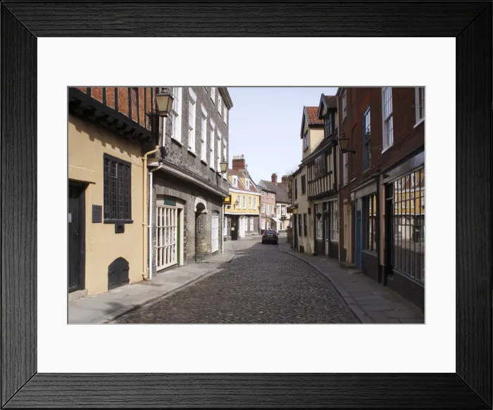 Framed Print : Elm Hill, Norwich, Norfolk, 2010 Framed Print : Elm Hill, Norwich, Norfolk, 2010