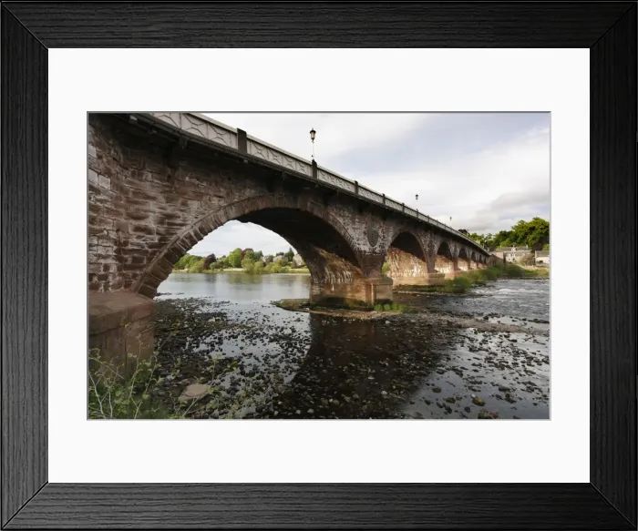 Framed Print : Old Bridge, Perth, Perth and Kinross, Scotland, 2010 Framed Print : Old Bridge, Perth, Perth and Kinross, Scotland, 2010