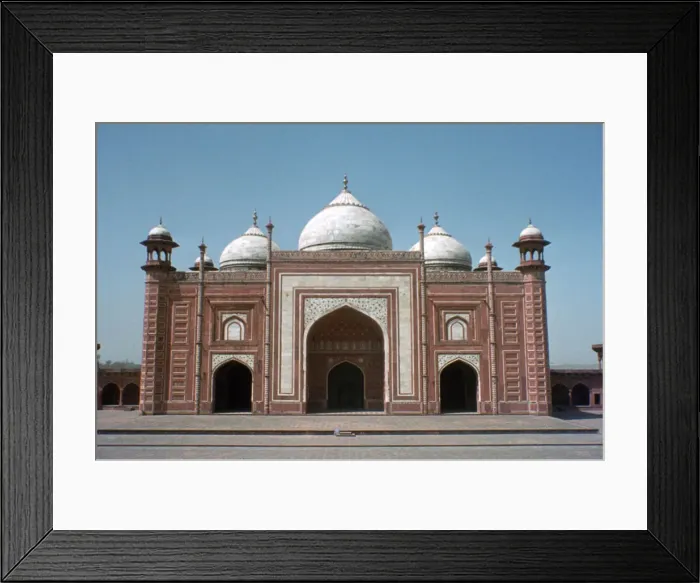Framed Print : Taj Mahal Mosque, Agra, India Framed Print : Taj Mahal Mosque, Agra, India
