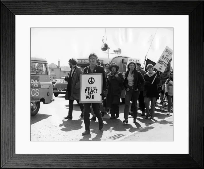 Framed Print : CND demo, Horley, Surrey, c1969 Framed Print : CND demo, Horley, Surrey, c1969