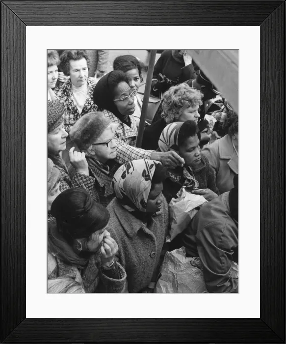 Framed Print : In the Bull Ring, Birmingham, May 1972 Framed Print : In the Bull Ring, Birmingham, May 1972