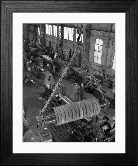 Framed Print : A busy foundry shop floor with lathes, Wombwell, near Barnsley, South Yorkshire, 1963 Framed Print : A busy foundry shop floor with lathes, Wombwell, near Barnsley, South Yorkshire, 1963