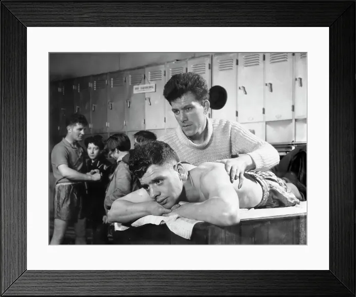 Framed Print : After the fight, the Horden Colliery training Gym, Sunderland, Tyne and Wear, 1964 Framed Print : After the fight, the Horden Colliery training Gym, Sunderland, Tyne and Wear, 1964