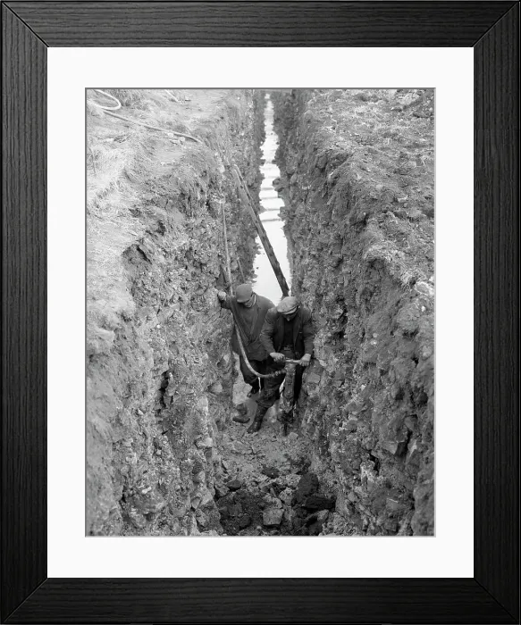 Framed Print : Civil engineers in a trench with a pneumatic drill, Oldcoats, Nottinghamshire, 1961 Framed Print : Civil engineers in a trench with a pneumatic drill, Oldcoats, Nottinghamshire, 1961