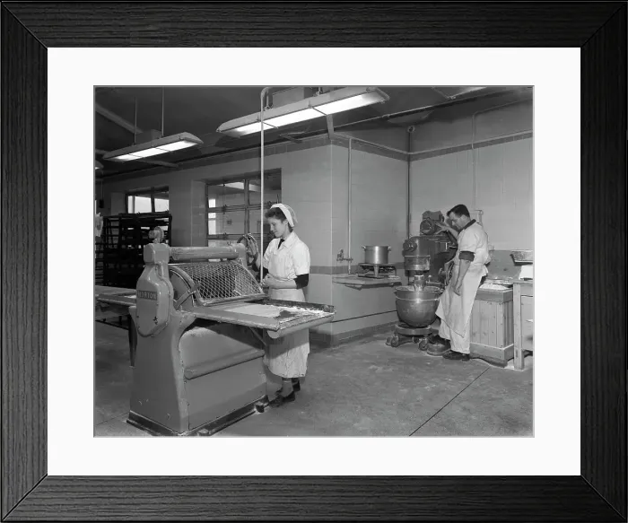 Framed Print : Pastry making for meat pies, Rawmarsh, South Yorkshire, 1955. Artist: Michael Walters Framed Print : Pastry making for meat pies, Rawmarsh, South Yorkshire, 1955. Artist: Michael Walters