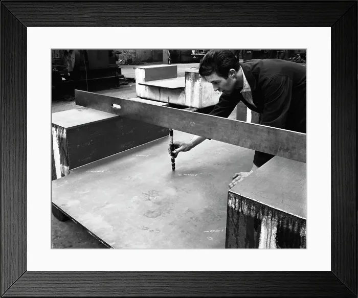 Framed Print : An engineer at work at the Edgar Allen Steel Foundry, Sheffield, South Yorkshire, 1962