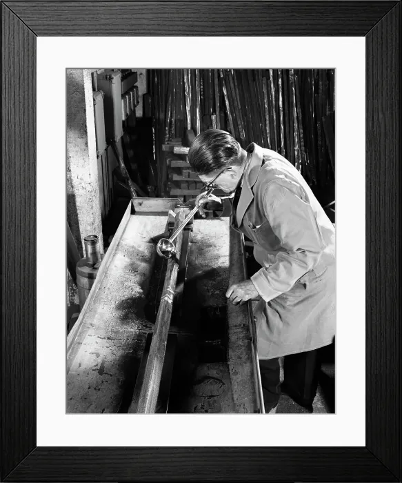 Framed Print : Crack detection on steel bars at J Beardshaw & Sons, Sheffield, South Yorkshire, 1963 Framed Print : Crack detection on steel bars at J Beardshaw & Sons, Sheffield, South Yorkshire, 1963
