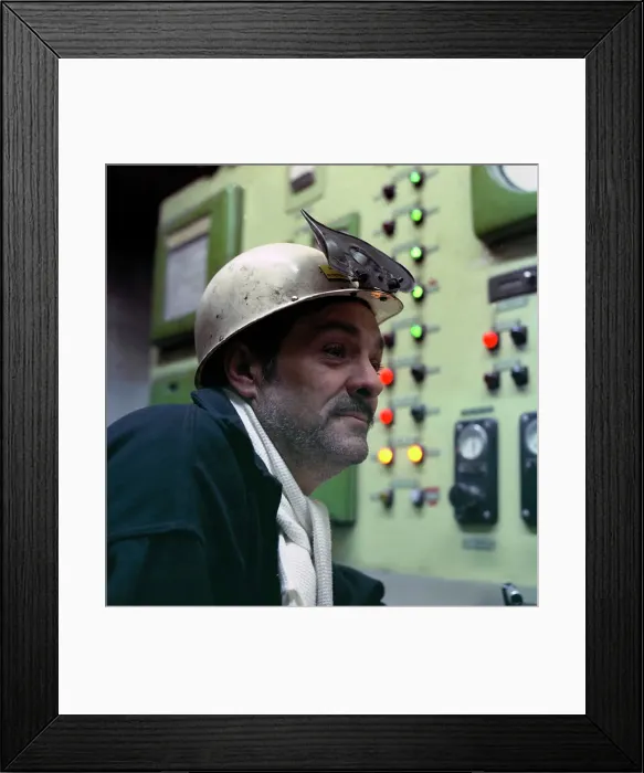 Framed Print : Steelworks safety representative, Newton Chambers, Sheffield, South Yorkshire, 1971 Framed Print : Steelworks safety representative, Newton Chambers, Sheffield, South Yorkshire, 1971