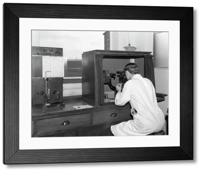 Framed Print : A lab tachnician with a Reichter Microscope at a steelworks, Sheffield, South Yorkshire, 1962 Framed Print : A lab tachnician with a Reichter Microscope at a steelworks, Sheffield, South Yorkshire, 1962