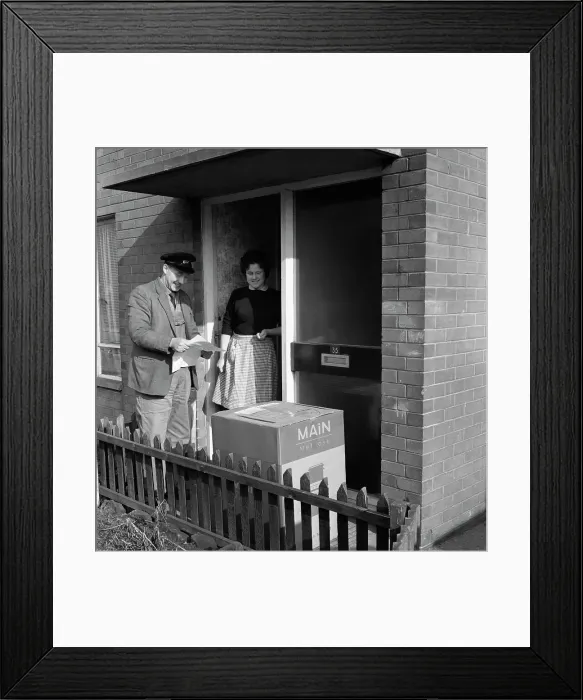 Framed Print : Home delivery of a cooker, Darfield, Barnsley, South Yorkshire, 1963 Framed Print : Home delivery of a cooker, Darfield, Barnsley, South Yorkshire, 1963