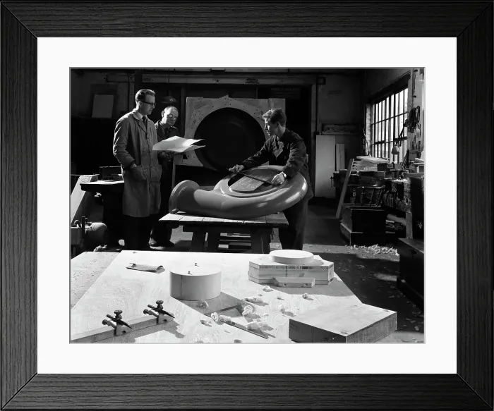 Framed Print : Quality checking a casting for a pump, Rotherham, South Yorkshire, 1963 Framed Print : Quality checking a casting for a pump, Rotherham, South Yorkshire, 1963