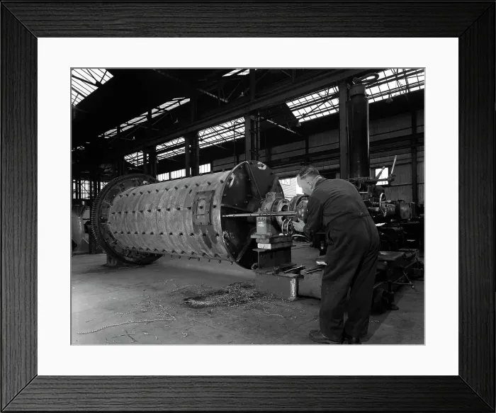 Framed Print : Using an industrial drill during the fabrication of a ball mill, Sheffield, South Yorkshire, 1963 Framed Print : Using an industrial drill during the fabrication of a ball mill, Sheffield, South Yorkshire, 1963