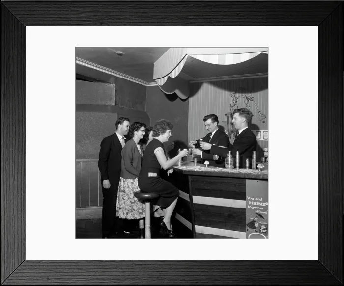 Framed Print : Soupa Dance sponsored by Heinz, Mexborough, South Yorkshire, 1959 Framed Print : Soupa Dance sponsored by Heinz, Mexborough, South Yorkshire, 1959