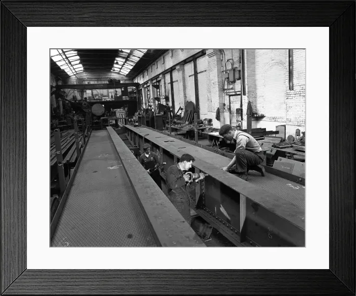 Framed Print : Constructing an overhead crane, Wombwell Foundry, near Barnsley, South Yorkshire, 1963 Framed Print : Constructing an overhead crane, Wombwell Foundry, near Barnsley, South Yorkshire, 1963