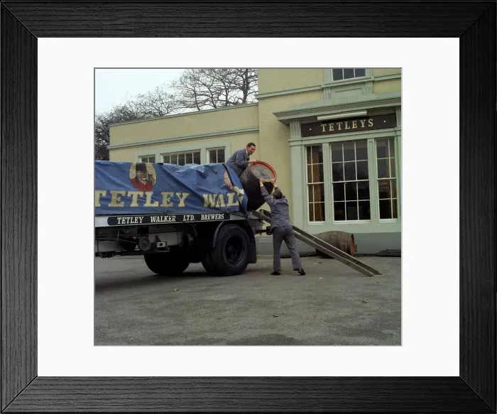 Framed Print : Draymen from Tetley & Walker, Leeds, West Yorkshire, 1969. Artist: Michael Walters