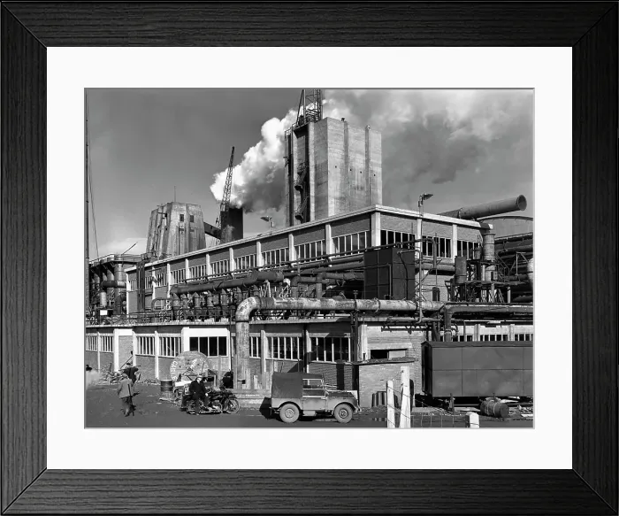 Framed Print : Manvers coal processing plant, Wath upon Dearne, near Rotherham, South Yorkshire, January 1957 Framed Print : Manvers coal processing plant, Wath upon Dearne, near Rotherham, South Yorkshire, January 1957
