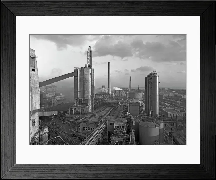Framed Print : Manvers coal processing plant, Wath upon Dearne, near Rotherham, South Yorkshire, February 1957